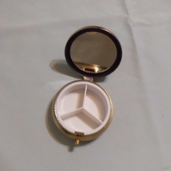 1pc.  Moth & Flowers Pill Box - Picture 2 of 2